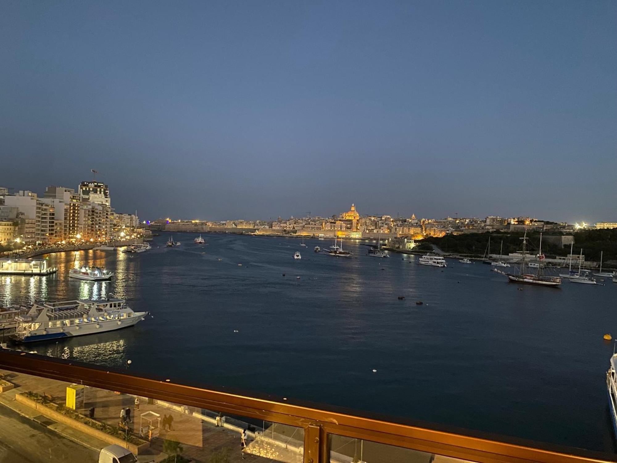 Seafront Harbour Haven - Steps To Ferry, Shops And Beaches Sliema Exterior foto